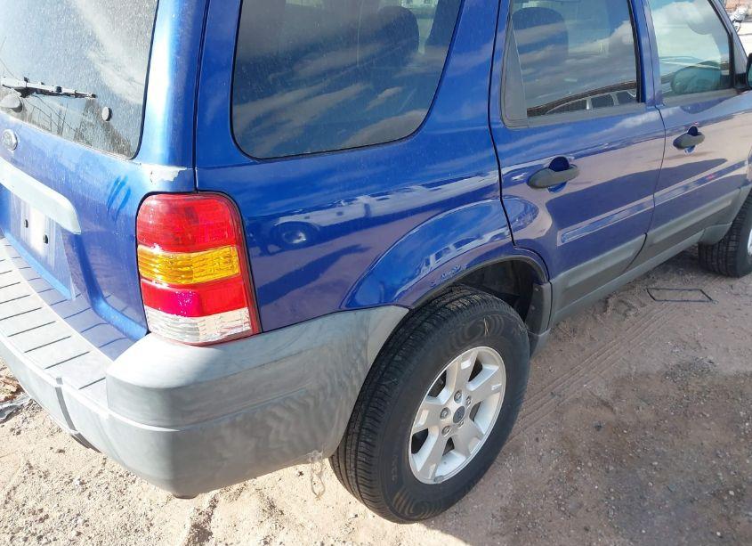 Photo 6 of 2005 Ford Escape XLT (VIN 1FMCU03165KA90557)