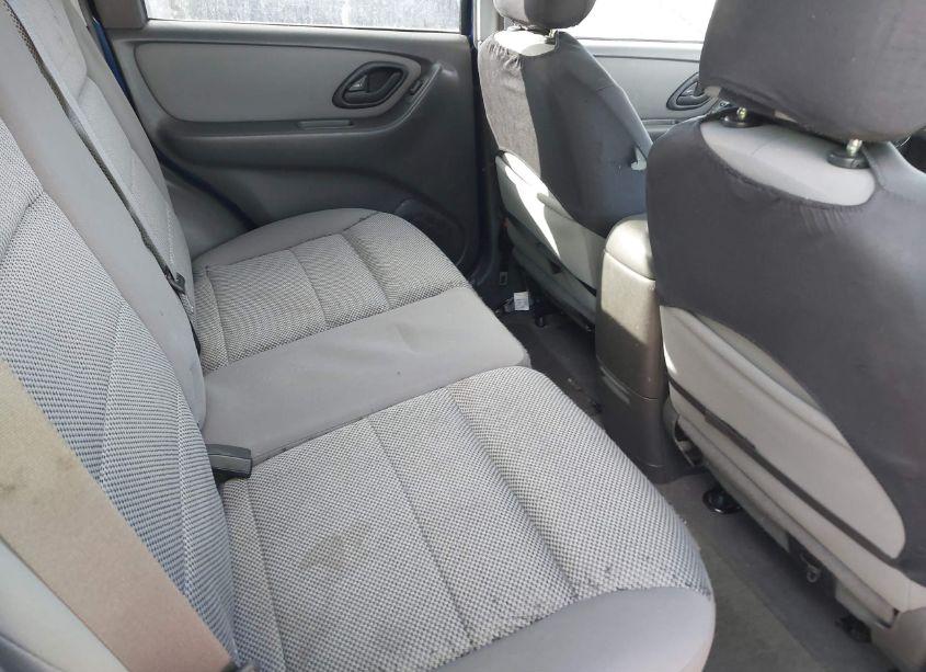 Photo 8 of 2005 Ford Escape XLT (VIN 1FMCU03165KA90557)