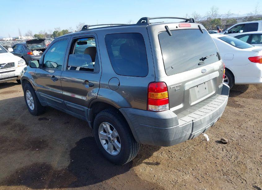 Photo 3 of 2006 Ford Escape XLT/XLT SPORT (VIN 1FMCU03166KB17905)