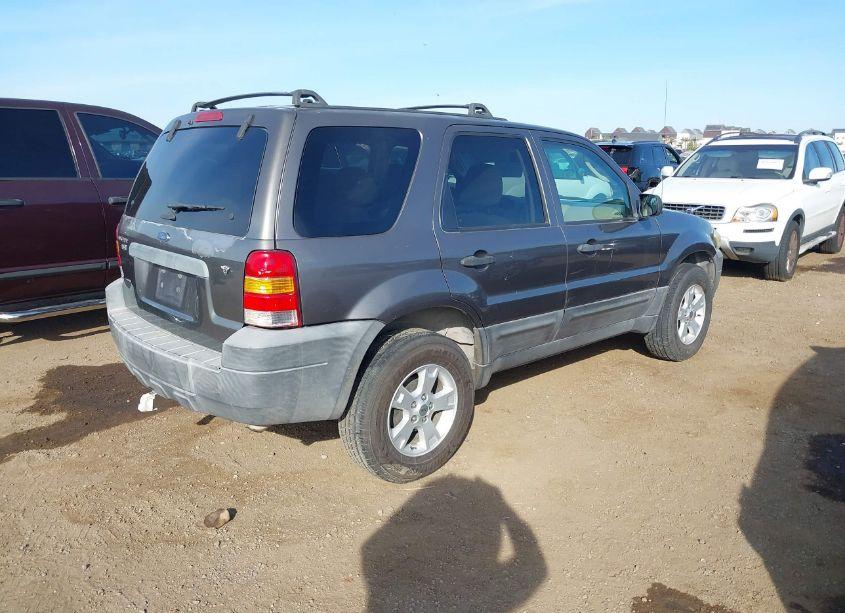 Photo 4 of 2006 Ford Escape XLT/XLT SPORT (VIN 1FMCU03166KB17905)