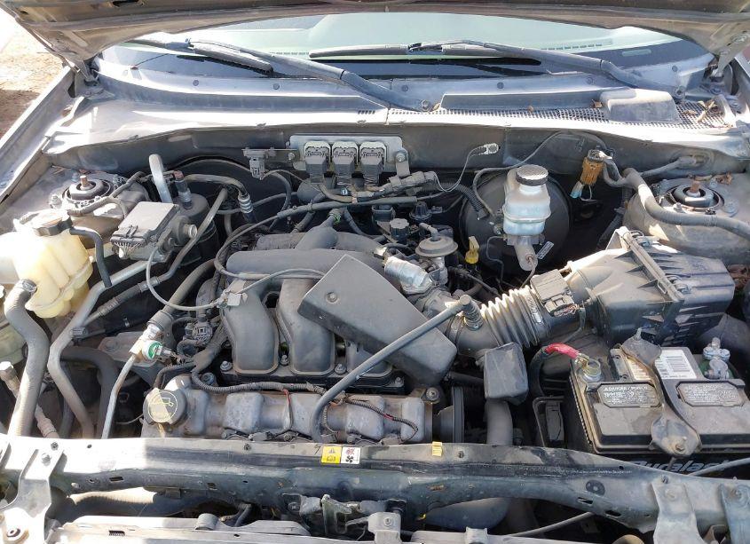 Photo 6 of 2006 Ford Escape XLT/XLT SPORT (VIN 1FMCU03166KB17905)