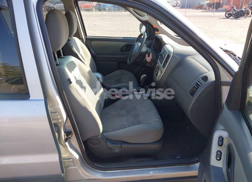 Photo 5 of 2006 Ford Escape XLT/XLT SPORT (VIN 1FMCU03166KB47650)