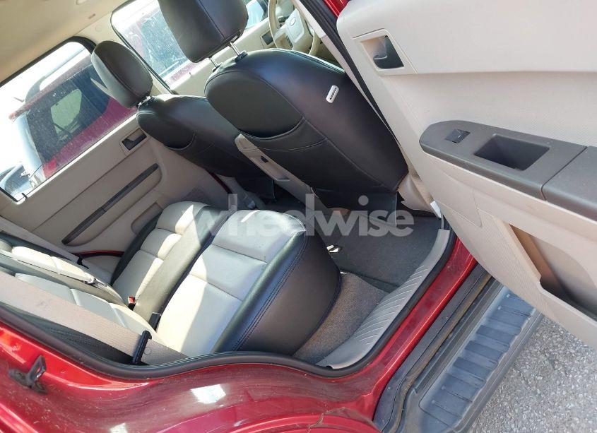 Photo 8 of 2008 Ford Escape XLT (VIN 1FMCU03168KA05043)
