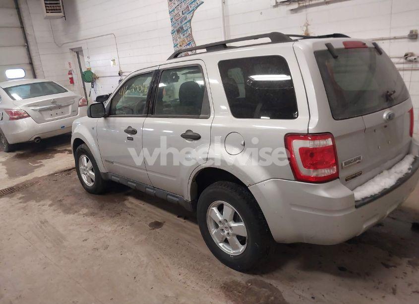 Photo 3 of 2008 Ford Escape XLT (VIN 1FMCU03168KA30184)