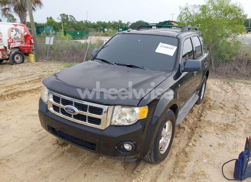 Photo 2 of 2008 Ford Escape XLT (VIN 1FMCU03168KB42905)