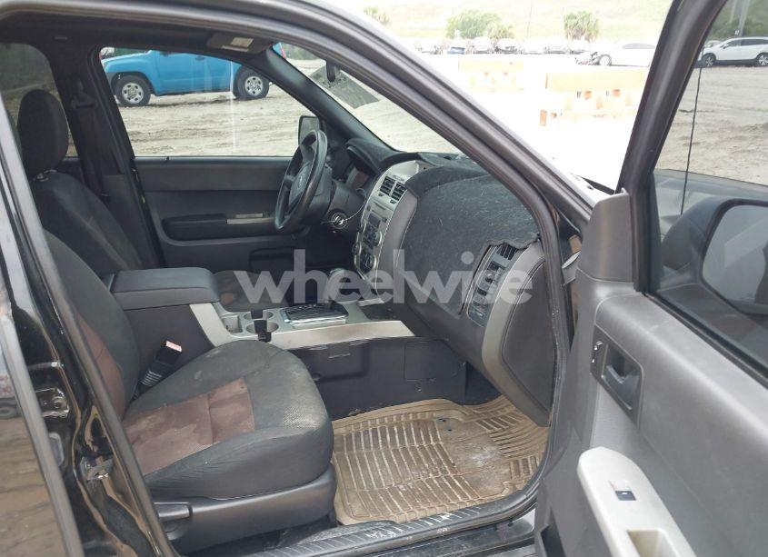 Photo 5 of 2008 Ford Escape XLT (VIN 1FMCU03168KB42905)