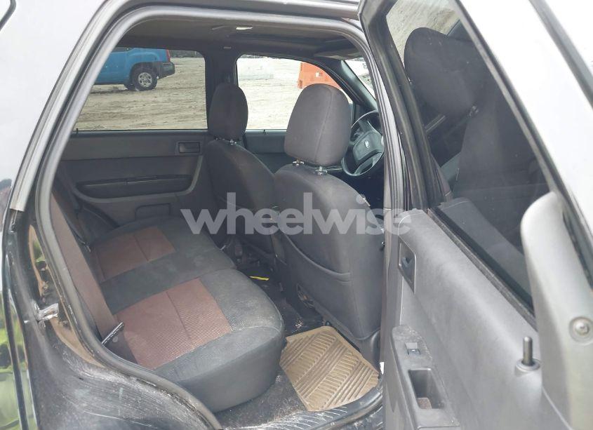 Photo 8 of 2008 Ford Escape XLT (VIN 1FMCU03168KB42905)