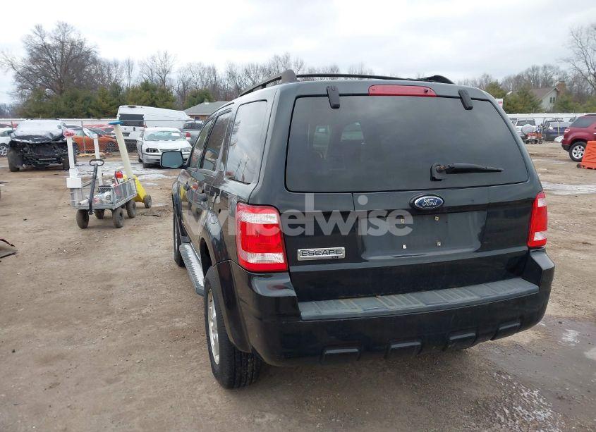 Photo 3 of 2008 Ford Escape XLT (VIN 1FMCU03168KD14690)