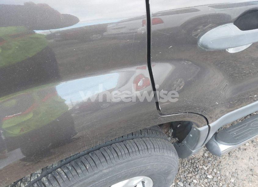 Photo 6 of 2007 Ford Escape XLT/XLT SPORT (VIN 1FMCU03177KB35184)