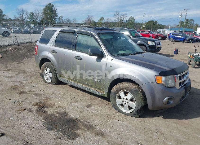 2008 Ford Escape XLT (VIN 1FMCU03178KA47527) main photo