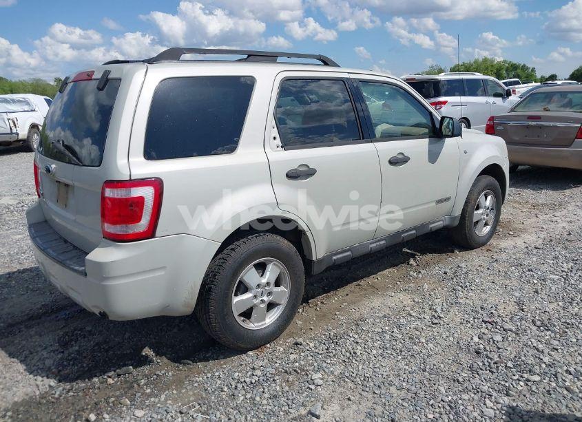 Photo 4 of 2008 Ford Escape XLT (VIN 1FMCU03178KA71293)