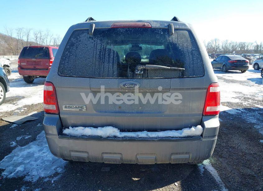 Photo 16 of 2008 Ford Escape XLT (VIN 1FMCU03178KA72895)