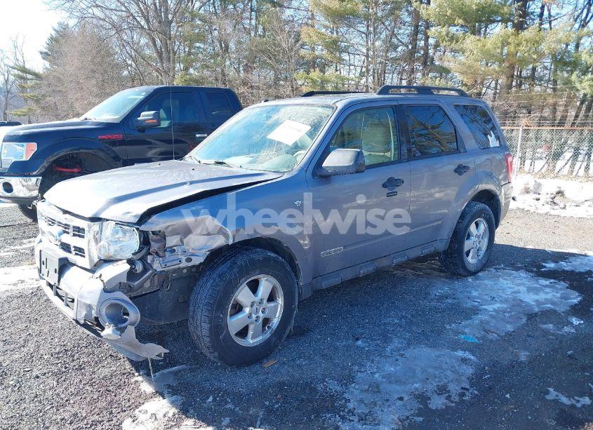 Photo 2 of 2008 Ford Escape XLT (VIN 1FMCU03178KA72895)