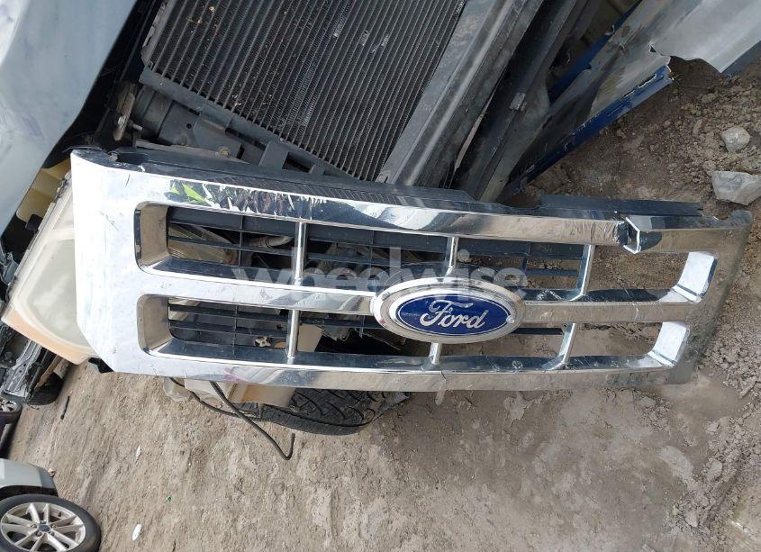 Photo 12 of 2008 Ford Escape XLT (VIN 1FMCU03178KC14730)