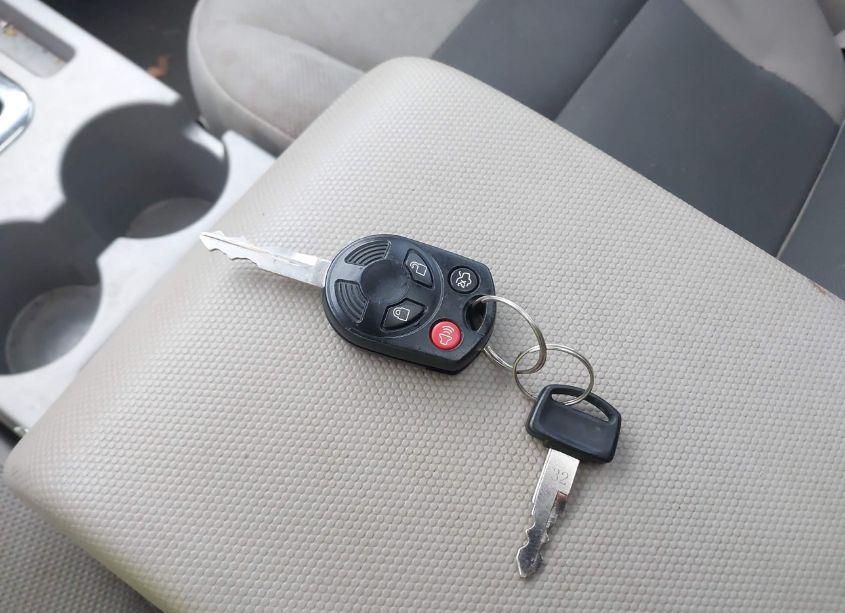 Photo 11 of 2008 Ford Escape XLT (VIN 1FMCU03178KD07330)