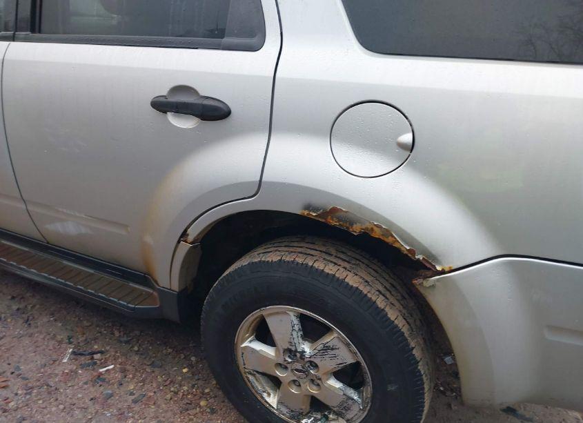 Photo 16 of 2008 Ford Escape XLT (VIN 1FMCU03178KD07330)