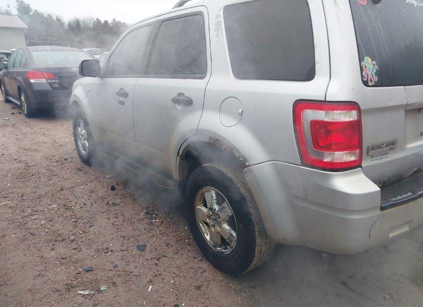 Photo 3 of 2008 Ford Escape XLT (VIN 1FMCU03178KD07330)