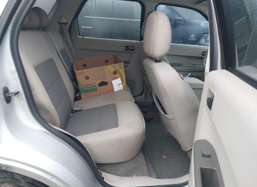 Photo 8 of 2008 Ford Escape XLT (VIN 1FMCU03178KD07330)