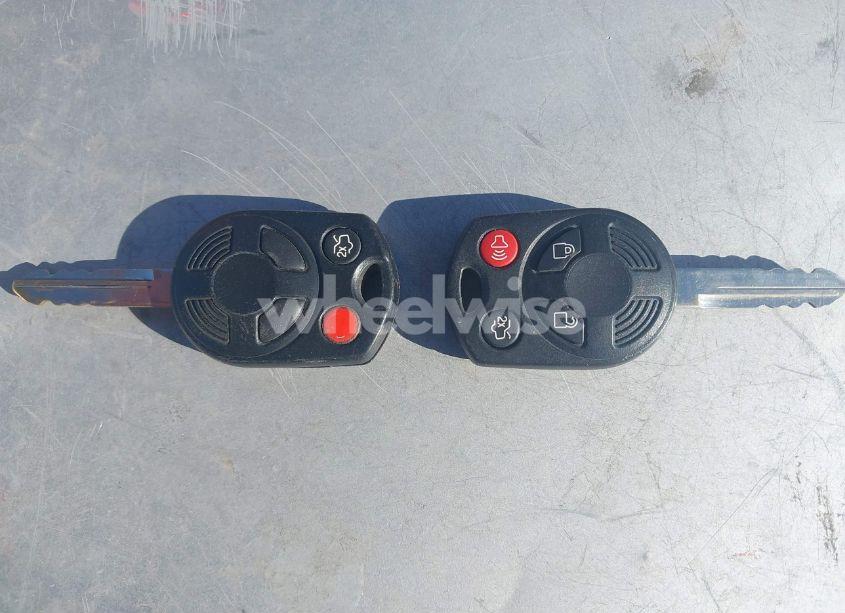 Photo 11 of 2008 Ford Escape XLT (VIN 1FMCU03178KE62542)