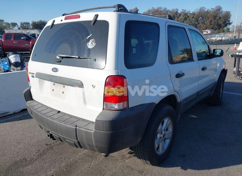 Photo 4 of 2007 Ford Escape XLT/XLT SPORT (VIN 1FMCU03187KA65050)