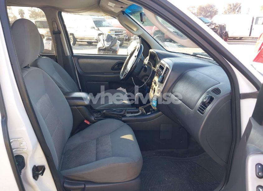 Photo 5 of 2007 Ford Escape XLT/XLT SPORT (VIN 1FMCU03187KA65050)