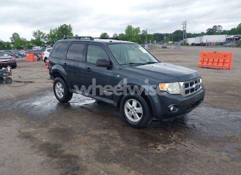 2008 Ford Escape XLT (VIN 1FMCU03188KB01966) main photo