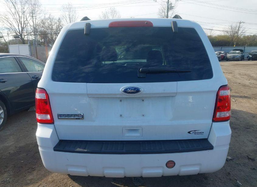 Photo 15 of 2008 Ford Escape XLT (VIN 1FMCU03188KC08354)