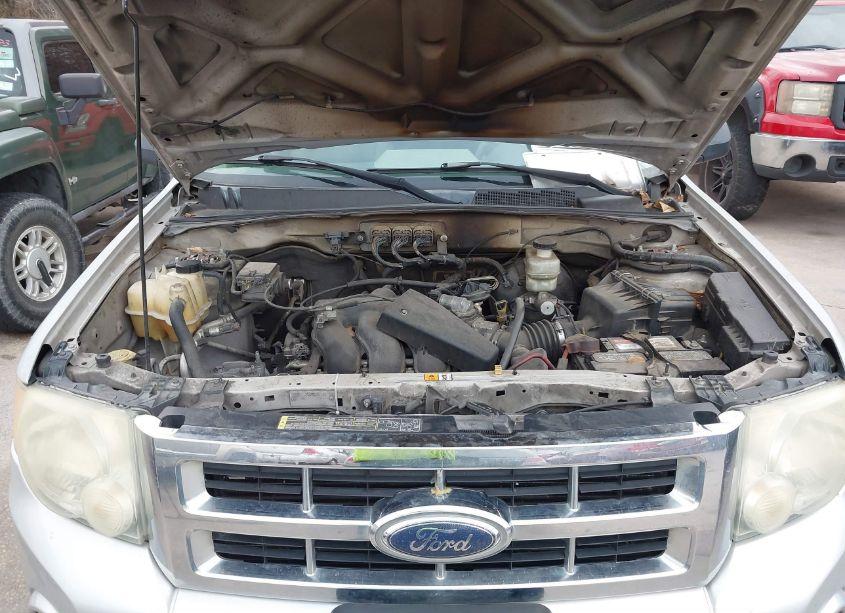 Photo 10 of 2008 Ford Escape XLT (VIN 1FMCU03188KC98413)