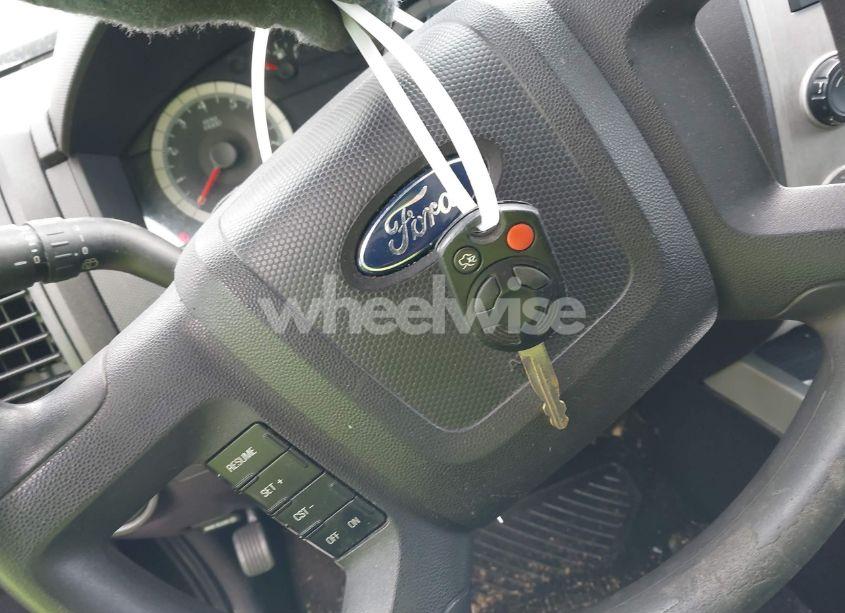 Photo 11 of 2008 Ford Escape XLT (VIN 1FMCU03188KD48954)