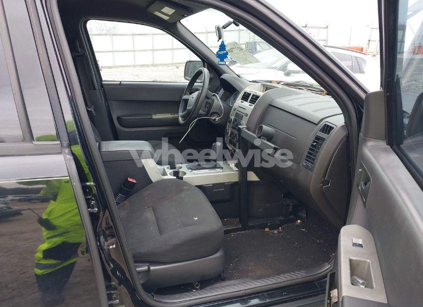 Photo 5 of 2008 Ford Escape XLT (VIN 1FMCU03188KD48954)