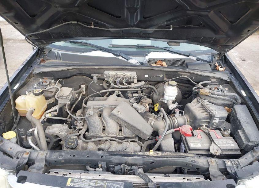 Photo 10 of 2008 Ford Escape XLT (VIN 1FMCU03188KE59469)