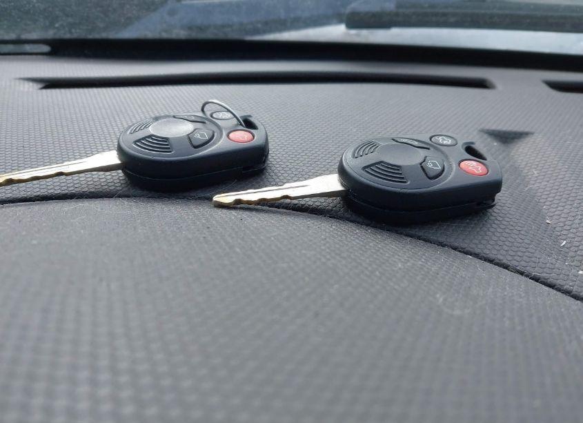 Photo 11 of 2008 Ford Escape XLT (VIN 1FMCU03188KE59469)