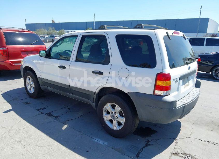 Photo 3 of 2005 Ford Escape XLT (VIN 1FMCU03195KA67225)