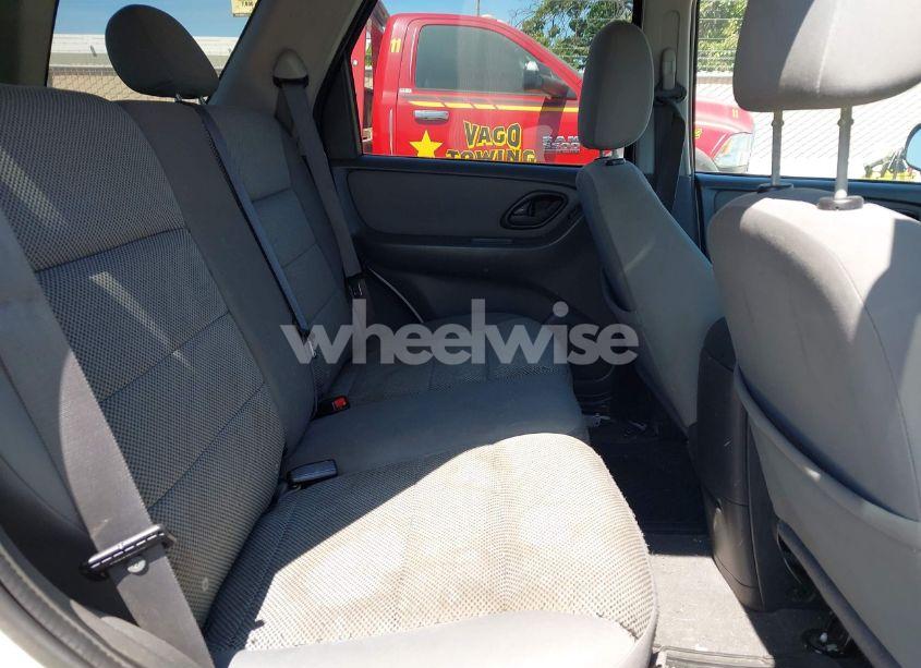 Photo 8 of 2005 Ford Escape XLT (VIN 1FMCU03195KA67225)