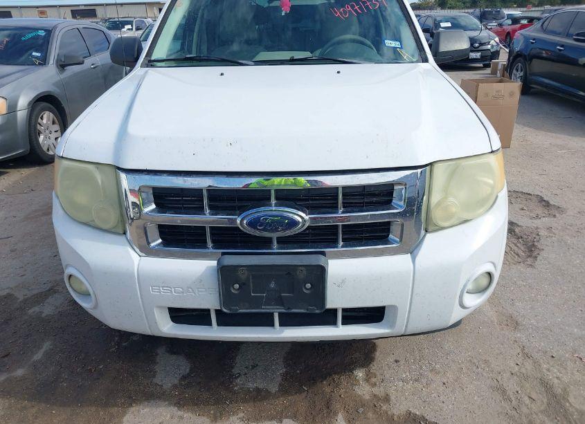 Photo 6 of 2008 Ford Escape XLT (VIN 1FMCU03198KC90921)
