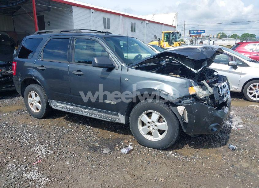 2008 Ford Escape XLT (VIN 1FMCU03198KE78192) main photo