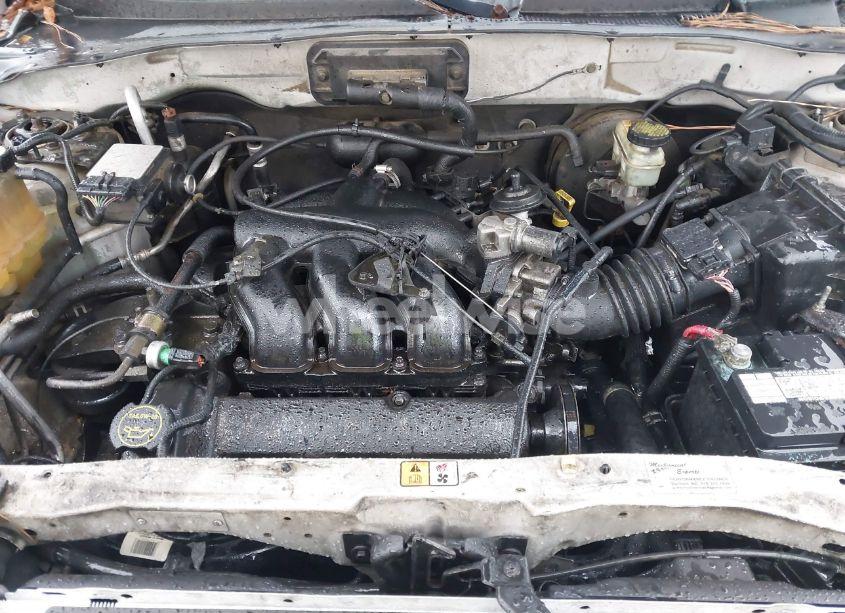 Photo 10 of 2002 Ford Escape XLT (VIN 1FMCU031X2KA05649)