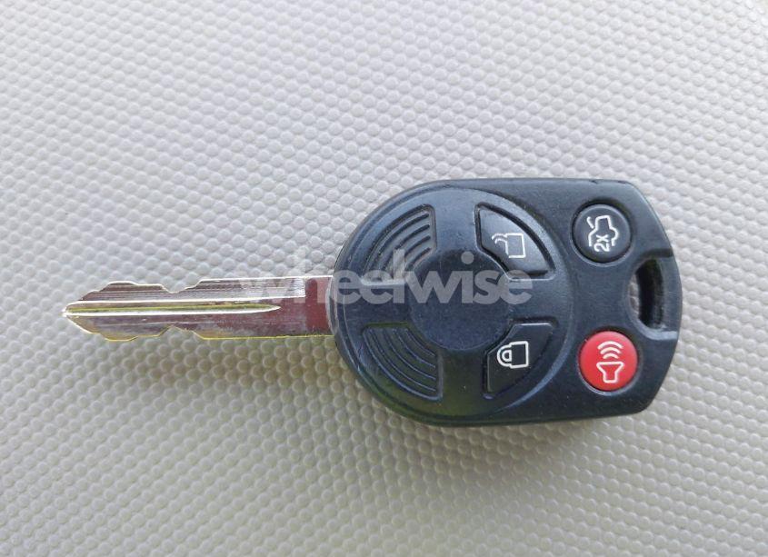 Photo 11 of 2008 Ford Escape XLT (VIN 1FMCU031X8KA81705)