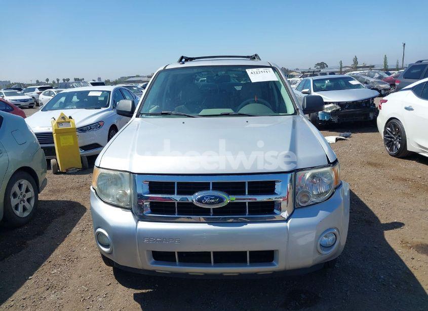 Photo 12 of 2008 Ford Escape XLT (VIN 1FMCU031X8KA81705)