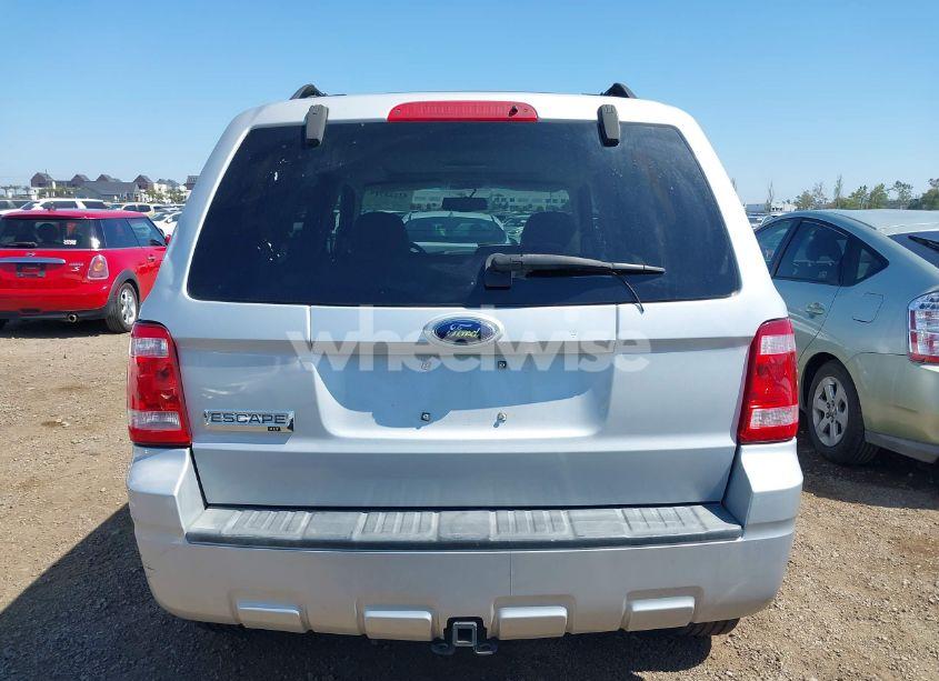 Photo 16 of 2008 Ford Escape XLT (VIN 1FMCU031X8KA81705)