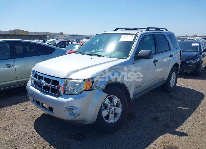 Photo 2 of 2008 Ford Escape XLT (VIN 1FMCU031X8KA81705)