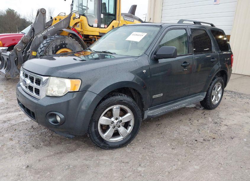 Photo 2 of 2008 Ford Escape XLT (VIN 1FMCU031X8KB36329)