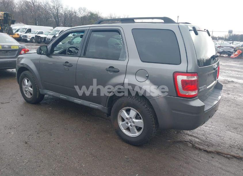 Photo 3 of 2009 Ford Escape XLT (VIN 1FMCU03709KA51747)