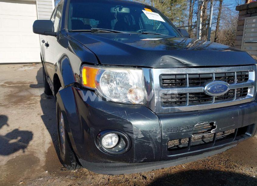 Photo 6 of 2009 Ford Escape XLT (VIN 1FMCU03709KB87490)