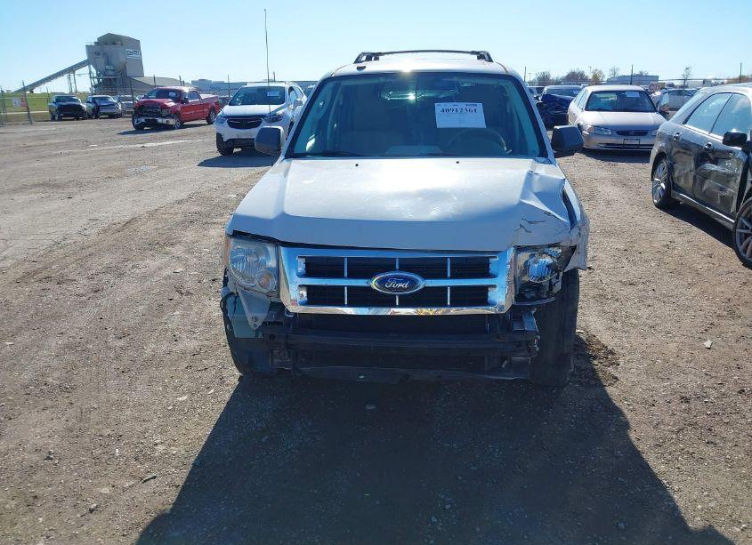 Photo 12 of 2009 Ford Escape XLT (VIN 1FMCU03709KC68098)