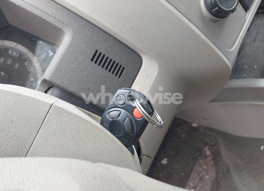 Photo 11 of 2009 Ford Escape XLT (VIN 1FMCU03709KC81773)