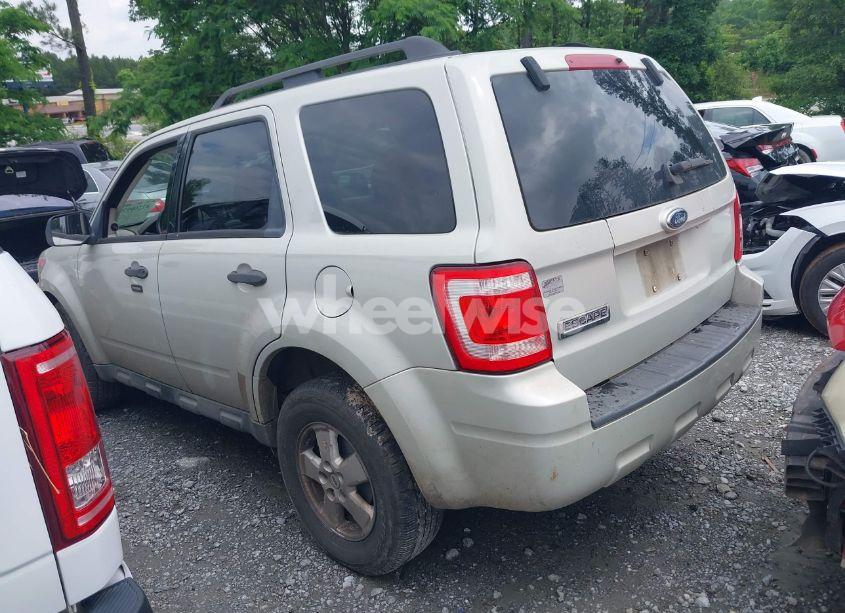 Photo 3 of 2009 Ford Escape XLT (VIN 1FMCU03709KC81773)