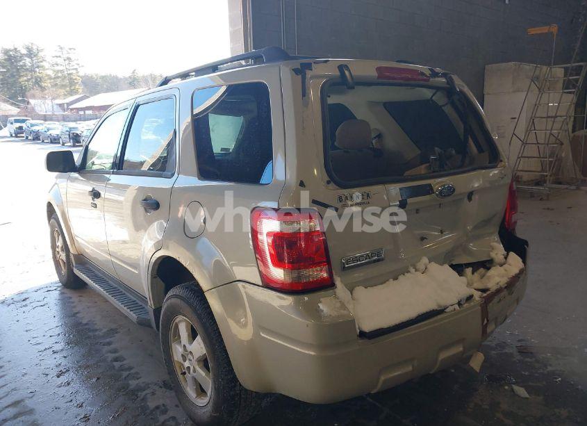 Photo 3 of 2009 Ford Escape XLT (VIN 1FMCU03719KA08938)