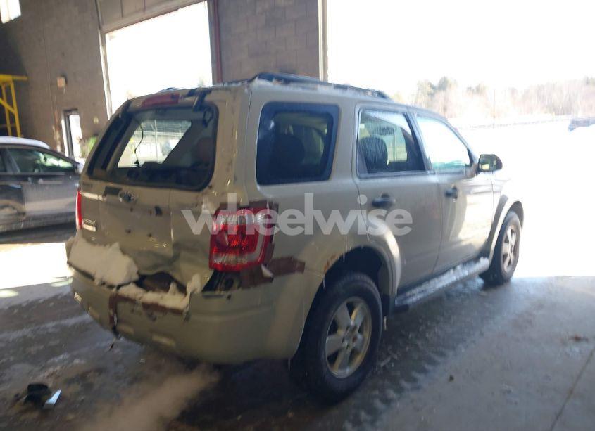 Photo 4 of 2009 Ford Escape XLT (VIN 1FMCU03719KA08938)