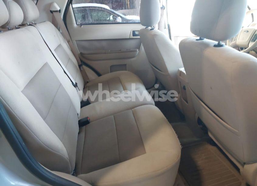 Photo 8 of 2009 Ford Escape XLT (VIN 1FMCU03719KA08938)